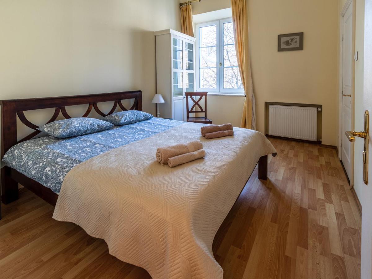 Apartament Luster I Obrazow Варшава Экстерьер фото
